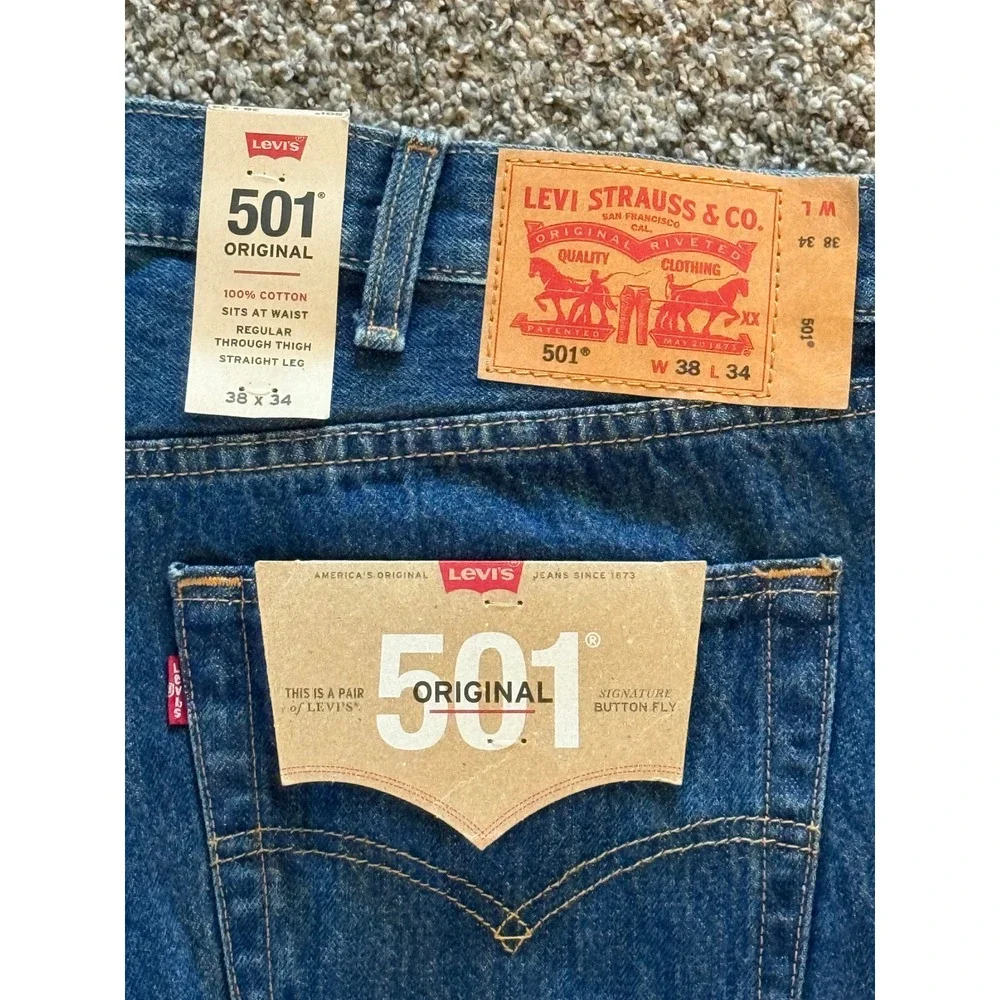 Levi's 501 Original Button-Fly Jeans Straight Leg Men's‎ Size 38x34 NWT